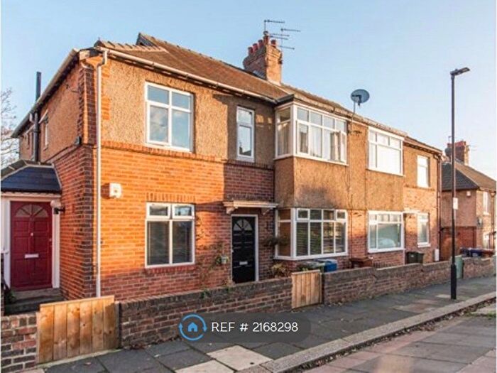 2 Bedroom Flat To Rent In Greystoke Gardens, Newcastle Upon Tyne, NE2