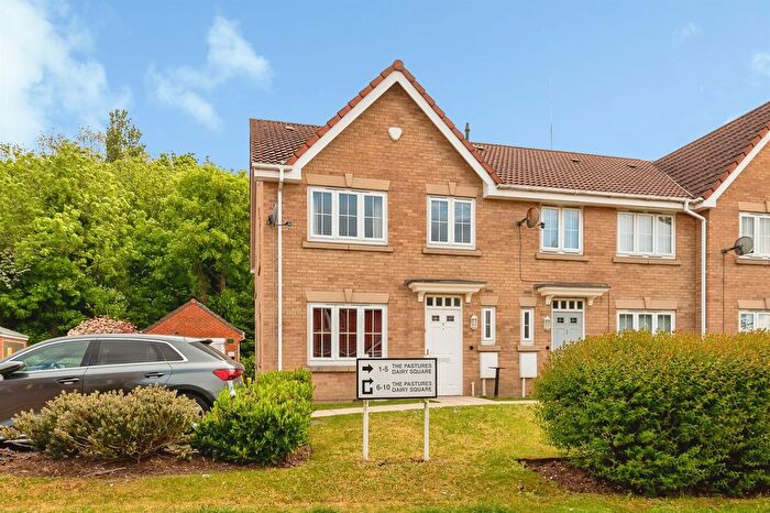 2 Bedroom End Of Terrace House For Sale In The Pastures, Nottingham, NG8