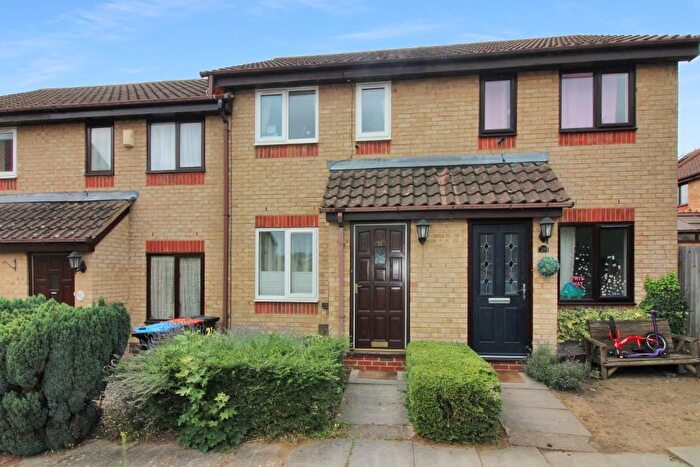 2 Bedroom Terraced House For Sale In Twinflower, Walnut Tree, Milton Keynes, Buckinghamshire, MK7