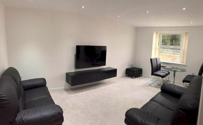 2 Bedroom Flat To Rent In Bryn Y Mor Crescent, Swansea SA1