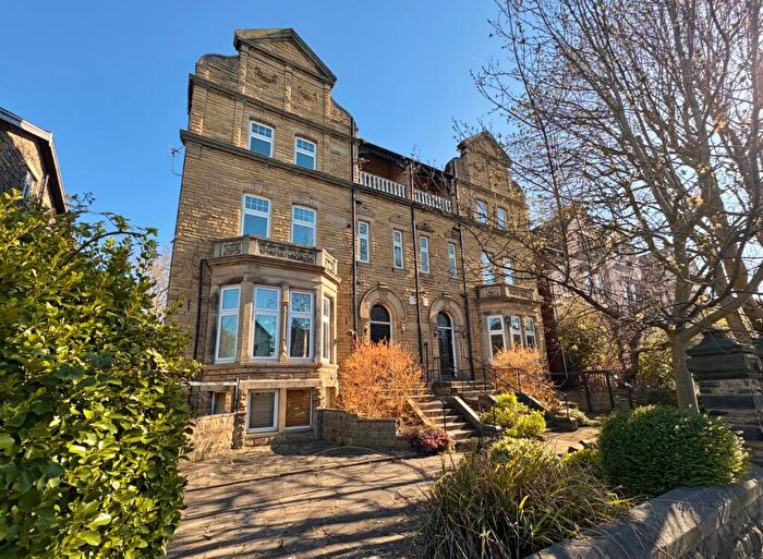 2 Bedroom Flat To Rent In Cardigan Road, Headingley, Leeds, LS6