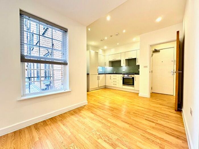 2 Bedroom Flat To Rent In Gray's Inn Road, London, WC1X