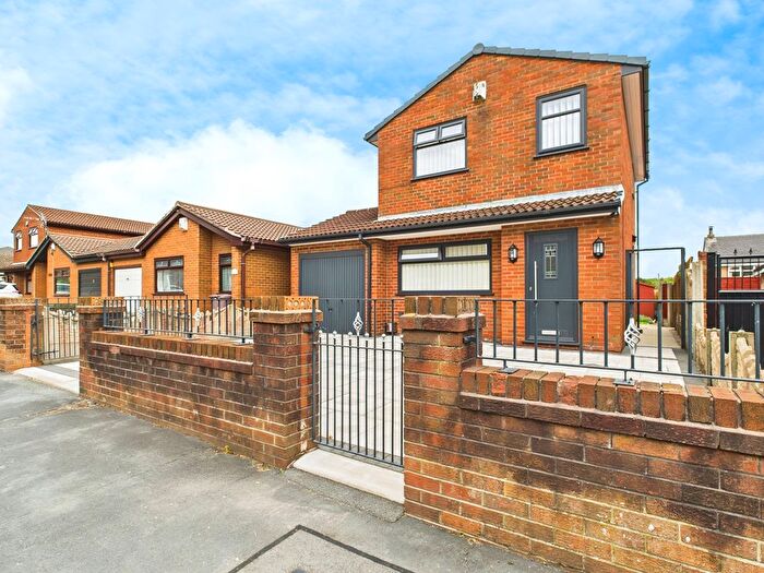 3 Bedroom Detached House For Sale In Lyme Street, Haydock, WA11