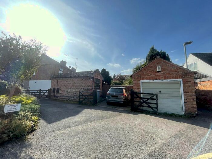 2 Bedroom Cottage To Rent In Sheppards Row, Southwell, NG25