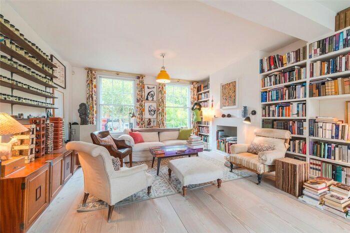 4 Bedroom End Of Terrace House To Rent In Kingsland Road, Dalston, E8