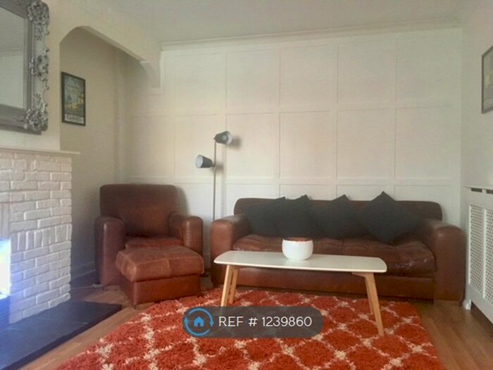 4 Bedroom Semi-Detached House To Rent In Newbegin Road, Norwich, NR1