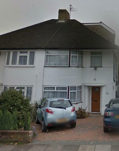 3 Bedroom Property To Rent In St. Margarets Road, Edgware, HA8