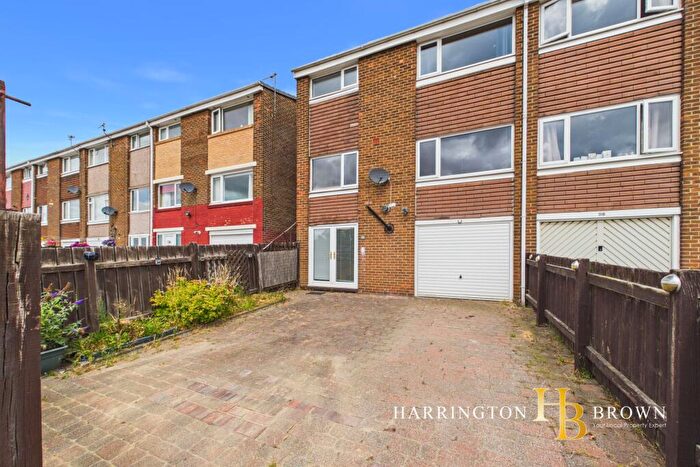 3 Bedroom Terraced House For Sale In Eastfields, Stanley, DH9