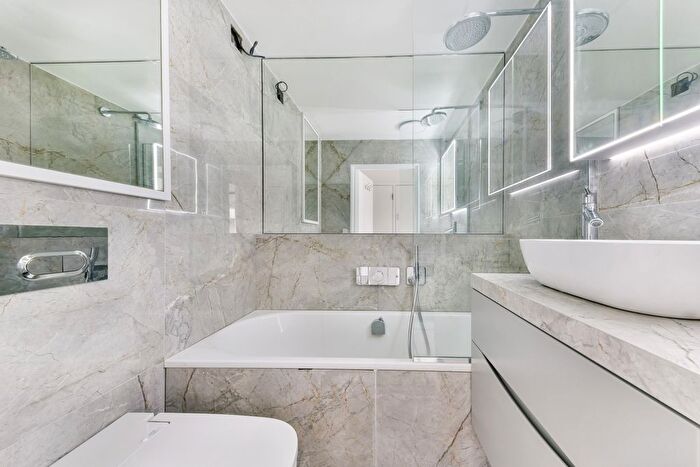 1 Bedroom Flat To Rent In Holcroft Court, Clipstone Street, W1W