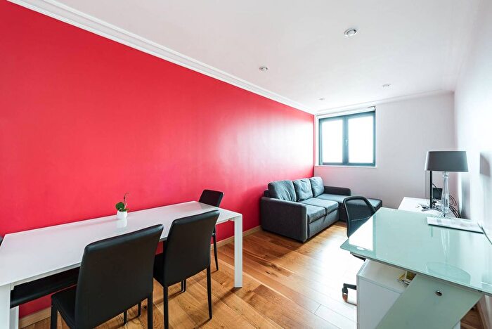 1 Bedroom Flat To Rent In Cromwell Road, South Kensington, London, SW7