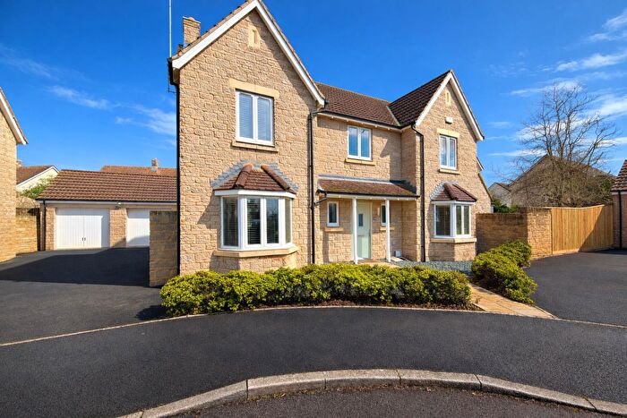 4 Bedroom Detached House For Sale In Fennel Road, Portishead, BS20