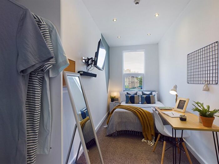 6 Bedroom Terraced House To Rent In , Upper Parliament Street, Liverpool, L8