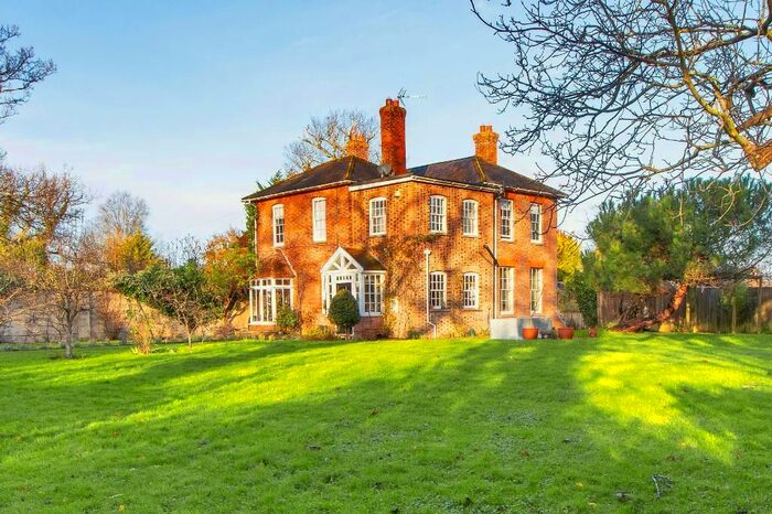 3 Bedroom Semi-Detached House For Sale In High Halden, Ashford, Kent TN26