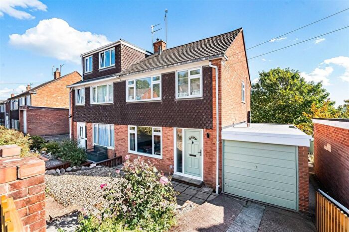 3 Bedroom Semi Detached House For Sale In Knowle Drive, Exeter, EX4