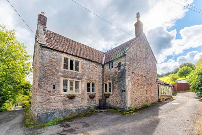 6 Bedroom Detached House For Sale In Historic House Close To Wells, BA5