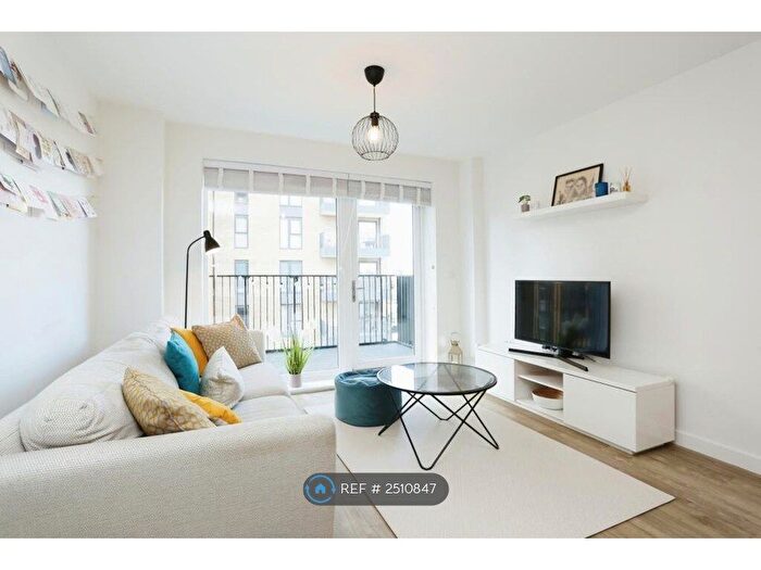 1 Bedroom Flat To Rent In Powell House, London, SE7