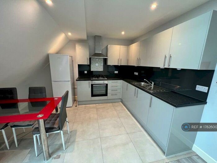 2 Bedroom Flat To Rent In Northolt Road, Harrow, HA2