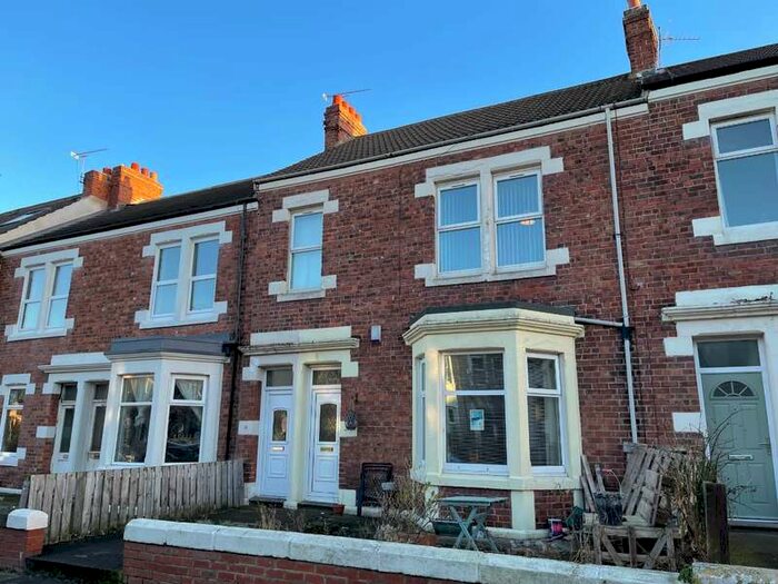 2 Bedroom Flat To Rent In Grafton Road, Whitley Bay. NE26