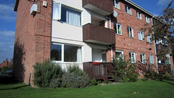 2 Bedroom Flat To Rent In Khormaksar Drive, Nocton, Lincoln LN4