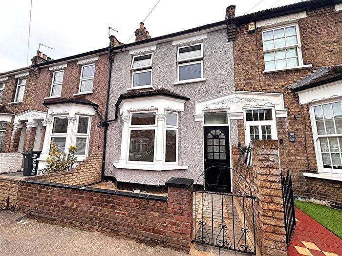 3 Bedroom Terraced House For Sale In Kenneth Road, Romford, RM6