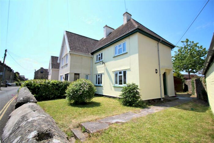 3 Bedroom Semi-Detached House To Rent In Gastons Road, Malmesbury, SN16