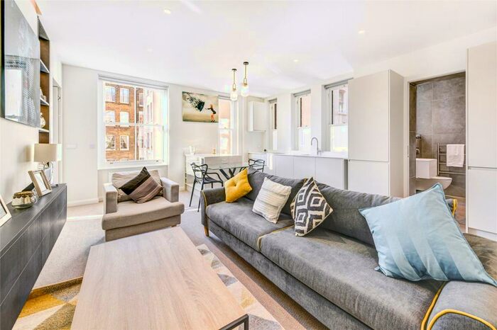 2 Bedroom Apartment To Rent In Hollywood Court, Hollywood Road, London, SW10