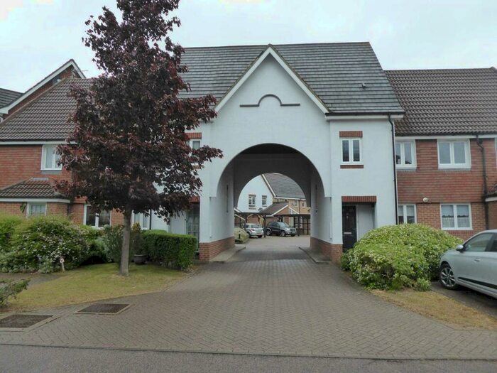 2 Bedroom Flat To Rent In Hartigan Place, Woodley, RG5