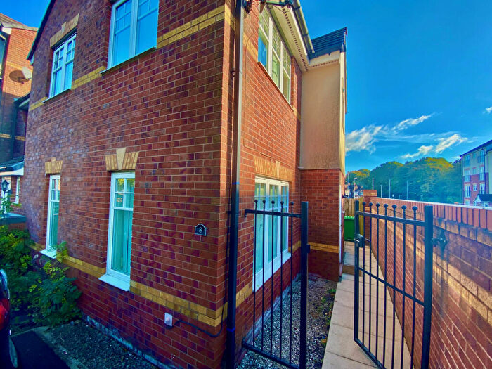 3 Bedroom Terraced House To Rent In , Wythenshawe, Manchester, Greater Manchester, M22