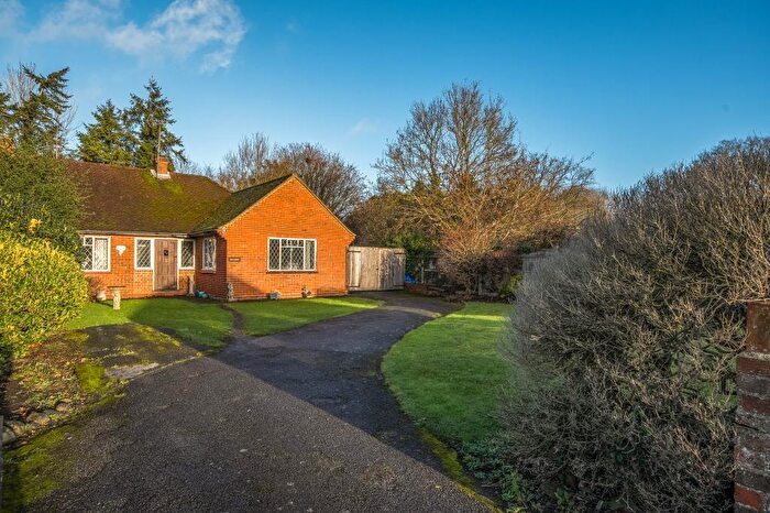 2 Bedroom Detached Bungalow For Sale In North Street, Windsor, SL4