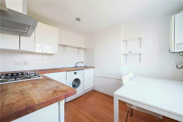 1 Bedroom Apartment For Sale In Goodrich Road, East Dulwich, London, SE22