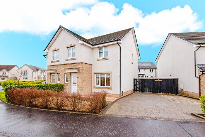 3 Bedroom Semi-Detached House For Sale In Muirfield Drive, Kilmarnock, KA1