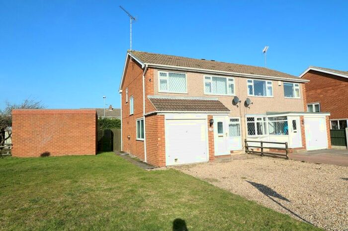 3 Bedroom Semi-Detached House To Rent In Aire Road, Wetheby, LS22