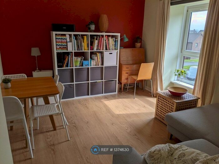 2 Bedroom Flat To Rent In Electra Place, Edinburgh, EH15