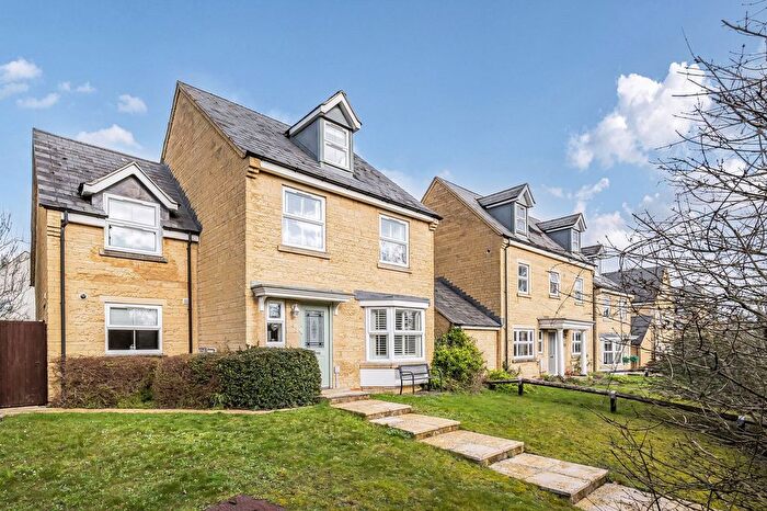 5 Bedroom Detached House For Sale In Stone Close, Corsham, SN13