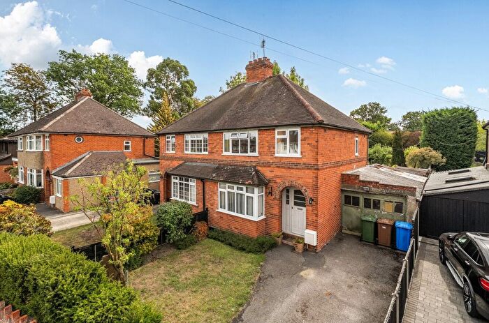 3 Bedroom Semi Detached House For Sale In Meadow Way, Bracknell, Berkshire, RG42
