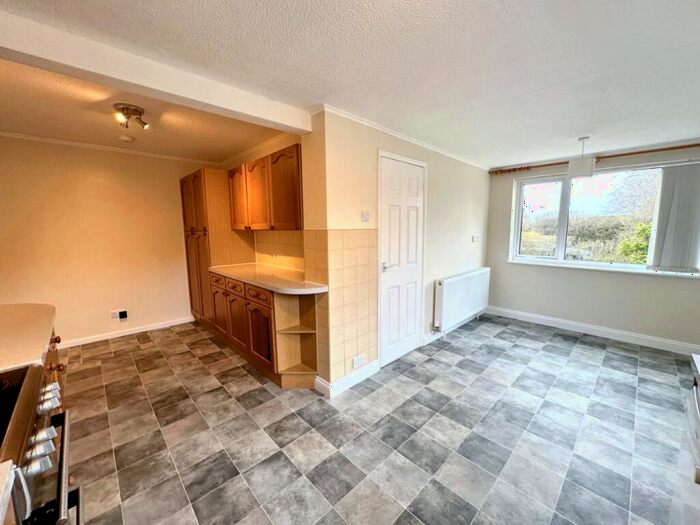4 Bedroom Detached Bungalow For Sale In Owl End Way, Lower Boddington, NN11