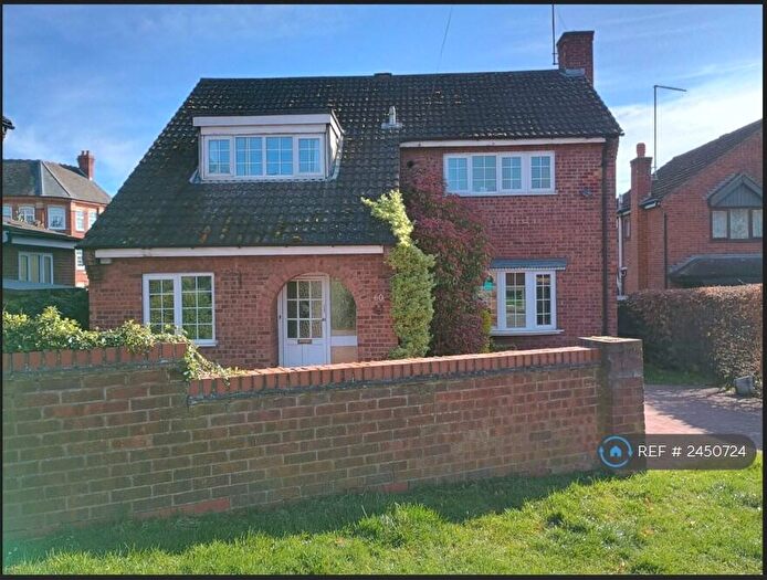 4 Bedroom Detached House To Rent In Wellingborough Road, Rushden, NN10