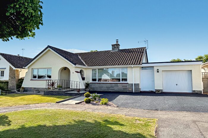 3 Bedroom Detached Bungalow For Sale In Chestnut Springs, Lydiard Millicent, SN5