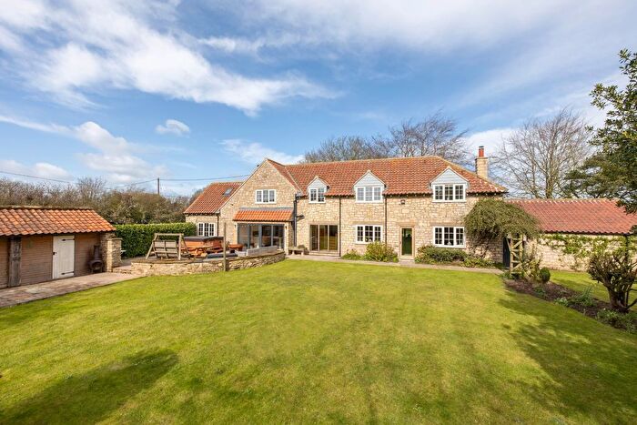 4 Bedroom Detached House For Sale In Seamer, Scarborough, YO12