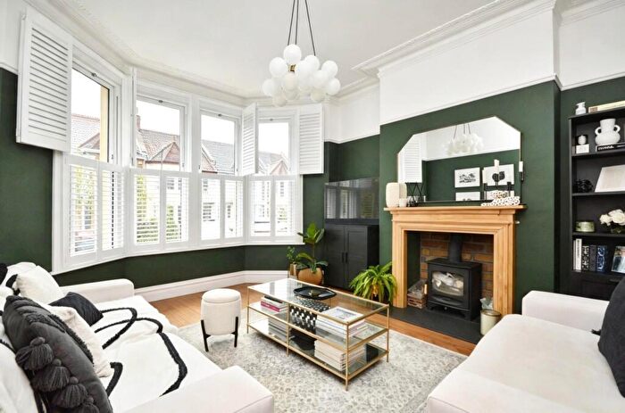 3 Bedroom Terraced House For Sale In Woodbridge Road, Bristol, BS4