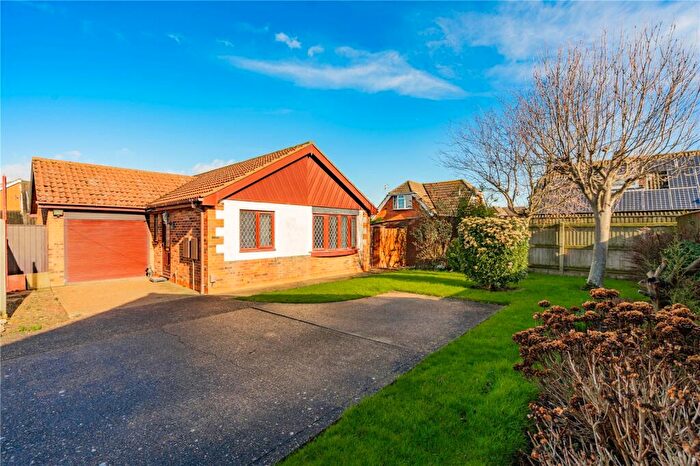 2 Bedroom Bungalow For Sale In Viscount Way, Humberston, Grimsby, Lincolnshire, DN36