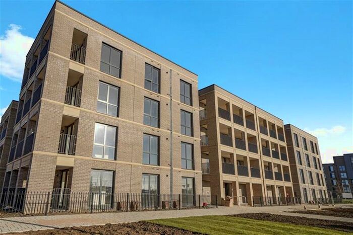 2 Bedroom Flat To Rent In Osprey Drive, Trumpington, Cambridge, Cambridgeshire, CB2