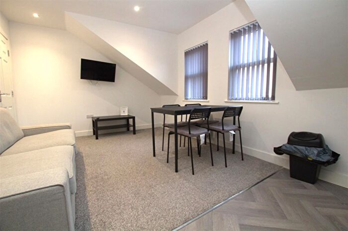 2 Bedroom Flat For Sale In Zetland Road, Loftus, Saltburn-By-The-Sea, TS13