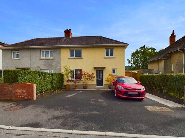 3 Bedroom Semi-Detached House For Sale In Ismyrddin, Abergwili, Carmarthen, SA31