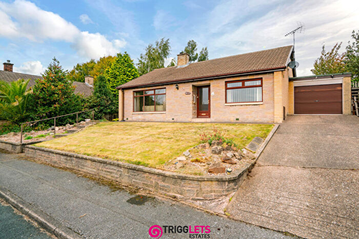 2 Bedroom Bungalow For Sale In Beech Close, Hemingfield, Barnsley, South Yorkshire, S73