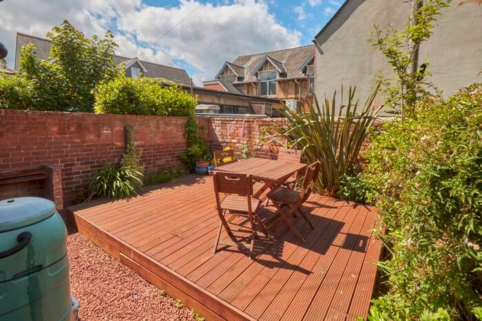 2 Bedroom Flat To Rent In Mount Pleasant Road, Exeter, EX4