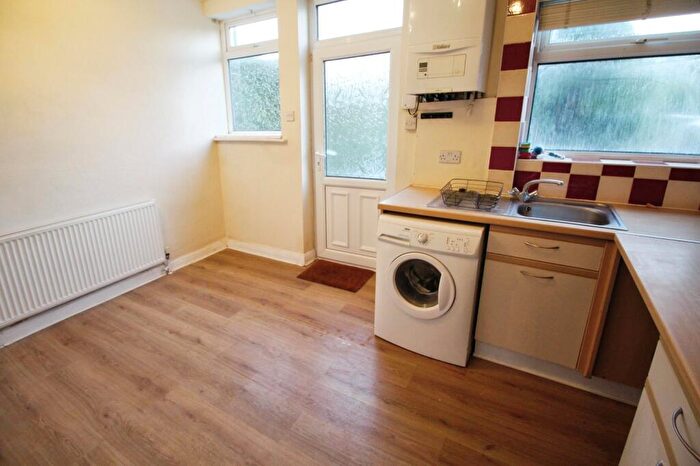 2 Bedroom Semi-Detached House For Sale In Foxwood Grove, Sheffield, South Yorkshire, S12