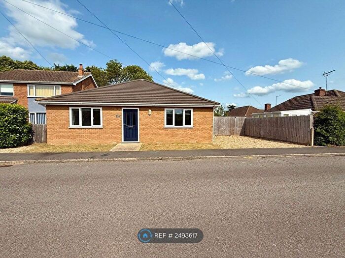 3 Bedroom Bungalow To Rent In Woodside East, Thurlby, Bourne, PE10