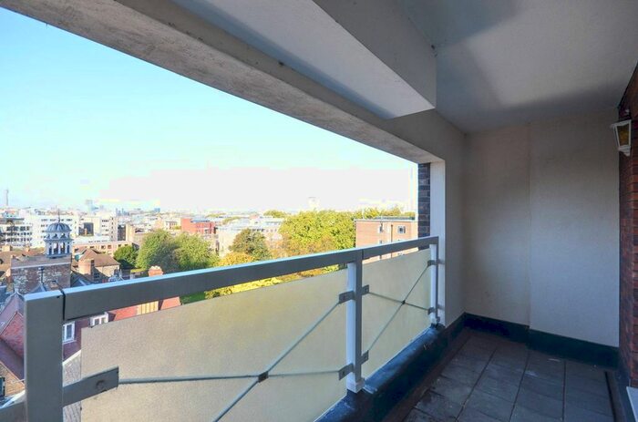 1 Bedroom Flat To Rent In Aldersgate Street, Clerkenwell, London, EC1A