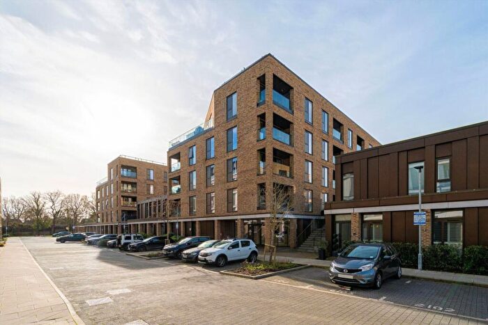 2 Bedroom Flat For Sale In Spitfire Chase, Walton-On-Thames, KT12